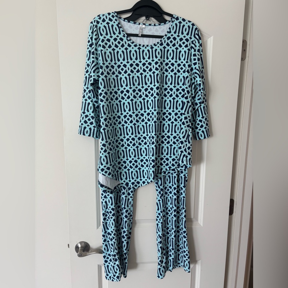 Lulu-B Blue Geometric Pattern Set Top L & Pants XL